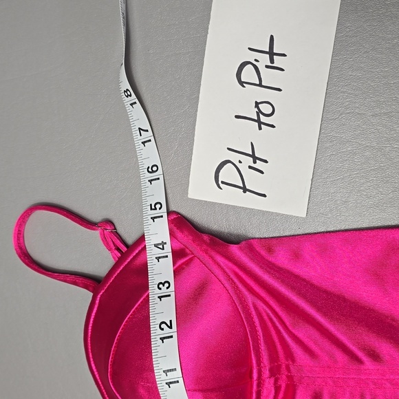Absolutely love it hot pink spaghetti strap mini dress women's size medium - Picture 6 of 9